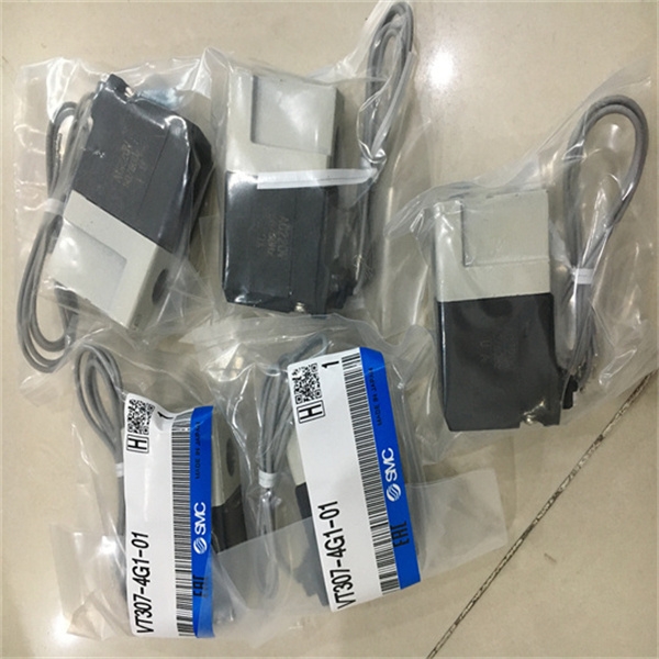 VT307-5DZ1-02-F-Q插头引线式电磁阀VT307-5G1-02