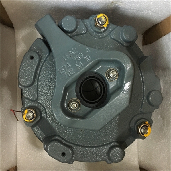 SA47 DRS71M4减速机尺寸25.8014188603.0001.21.85