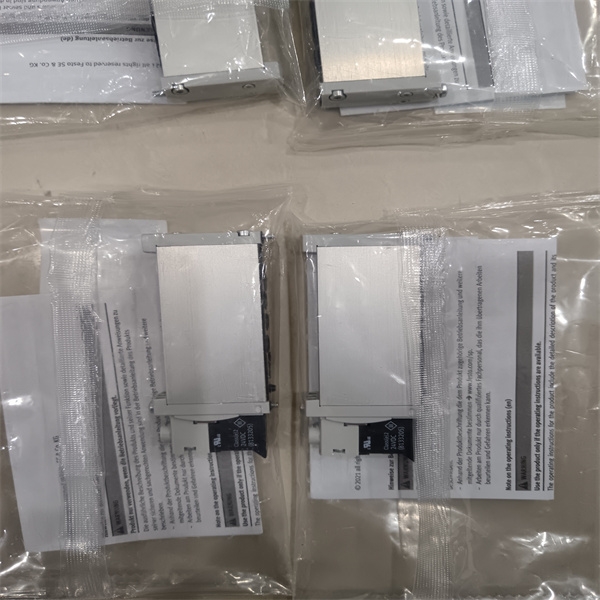 FESTO三位五通电磁阀VUVS-LK30-M52-AD-G38-1B2-S