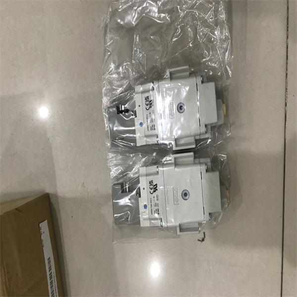 SMC电磁阀 VM830-01-13